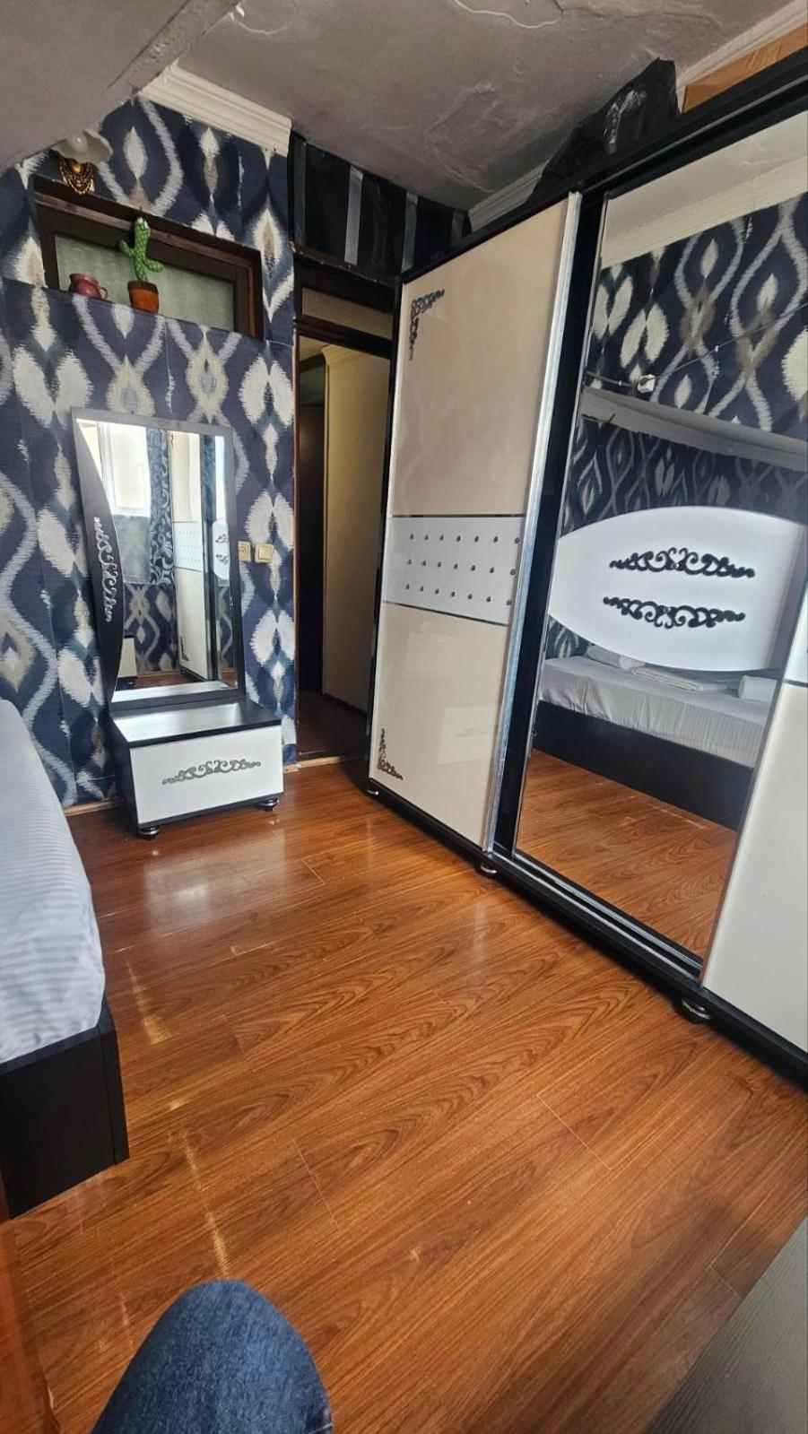 Apartment Zurabi Batumi Pokoj fotografie